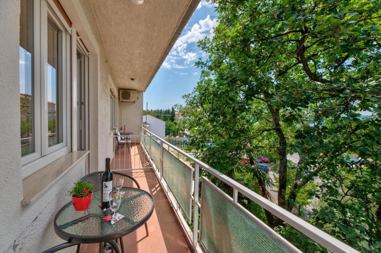 Duda Apartment Crikvenica Luaran gambar